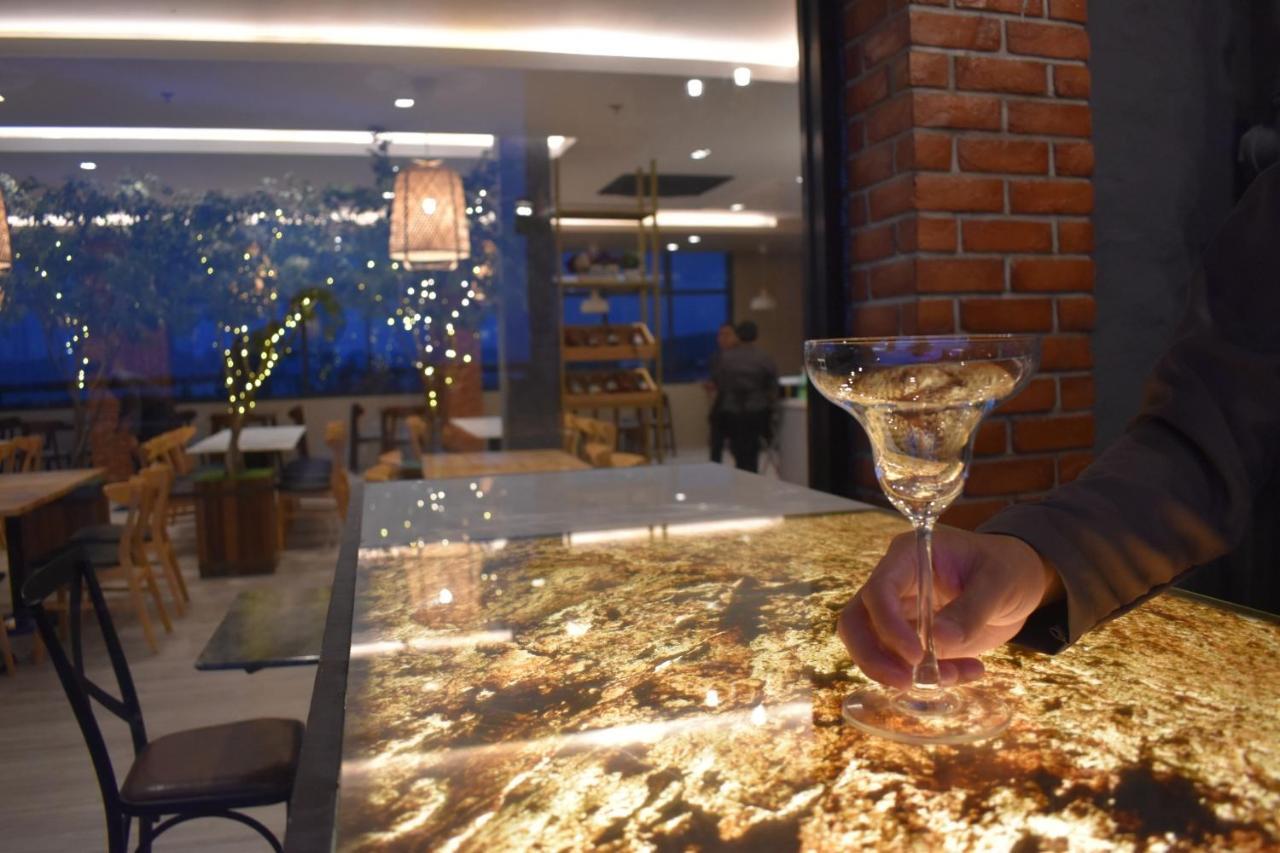 West Prime Hotel คัลบายอก ภายนอก รูปภาพ